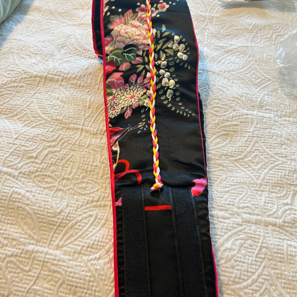 Black and Multi Colored Silk Kimono Dressing Gown - Picture 7 of 7